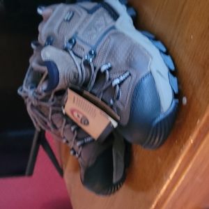 Womens red wing boots  steel toe work 👢